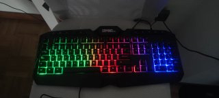 Teclado Gaming DHG E221 Luces Multicolor