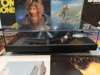 Tocadiscos Technics japonés