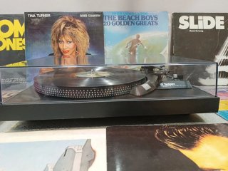 Tocadiscos Technics japonés