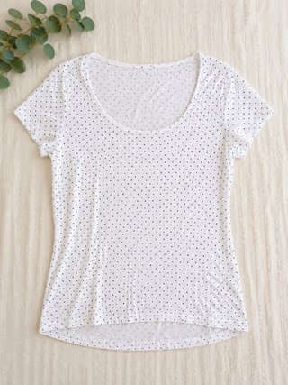 Camiseta blanca lunares negros Talla S