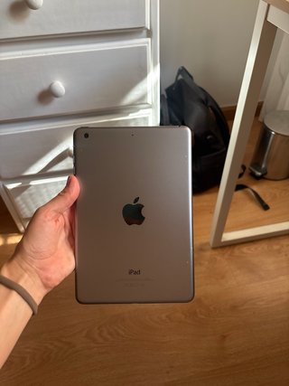 Apple iPad Mini 2 Plata