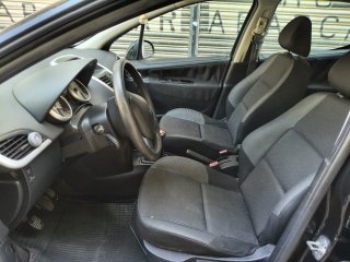 Peugeot 207 2010