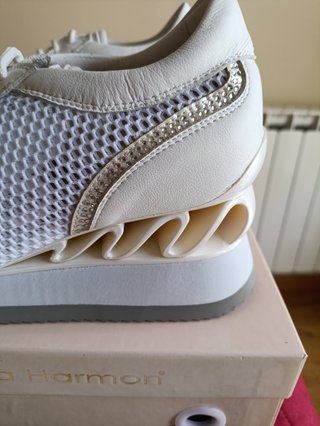 Zapatillas Noa Harmon Piel Talla 38 y 39 de 140€