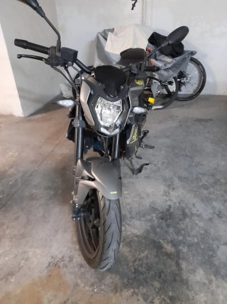 Benelli BN 125 Naked Negra/Gris