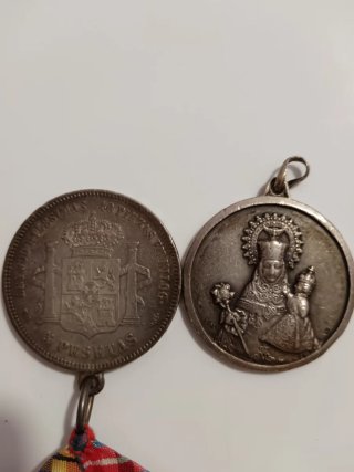Lote de monedas y medallas