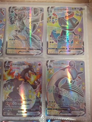 9 Cartas Pokémon VMAX Shiny. 9>24€ 1>3€