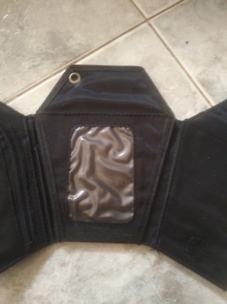 Cartera negra ataúd murciélago
