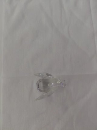 Pequeño cisne de cristal tallado