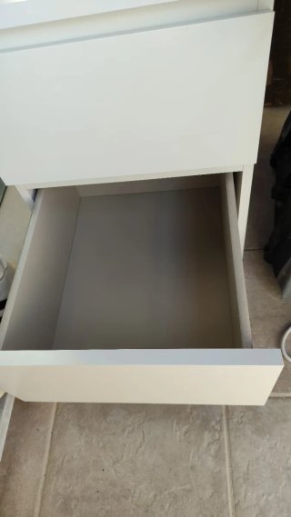 Mesita de noche blanca Ikea