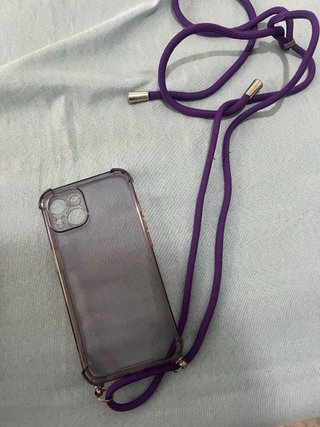 4 Fundas iPhone 13
