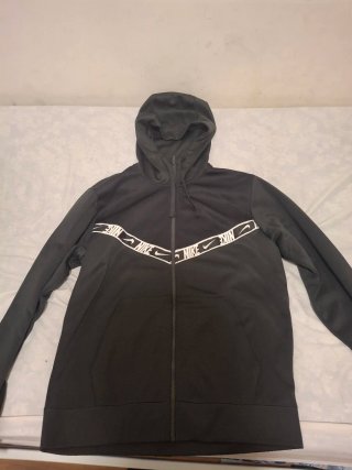 Chaqueta Nike Negra con Logo