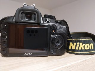 Nikon D3100 + Lentes + Accesorios