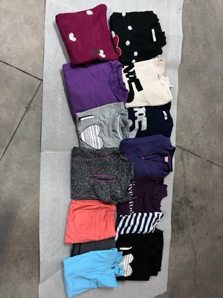 Regalo ,Lote Ropa chica talla m