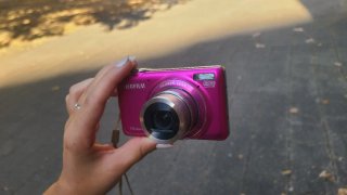 Cámara Fujifilm 14 MP Zoom 5x HD