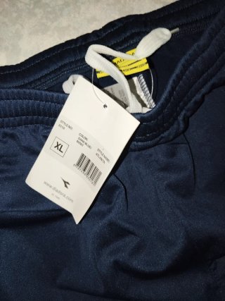 Pantalón chándal Diadora