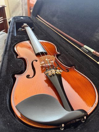 Violín 3/4 con funda y arco