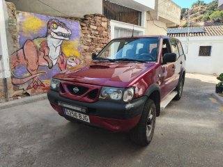 Nissan Terrano II 2001