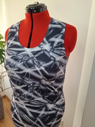 Camiseta sin mangas estampada