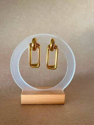 Pendientes dorados rectangulares