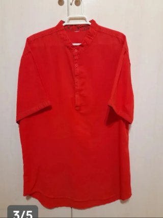 Camisa Cuello Mao Roja