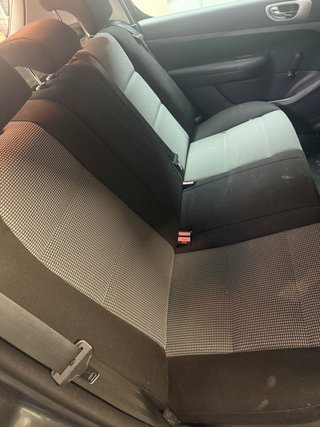Peugeot 307 del 2005 con 182.000km