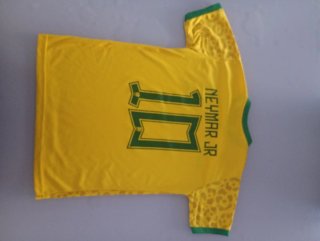 Camiseta Fútbol Infantil Brasil Talla 10
