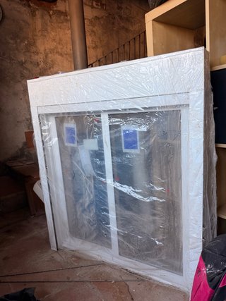 Ventana aluminio con persiana