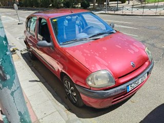 Renault Clio 2002