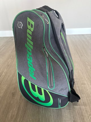 Paletero bullpadel padel