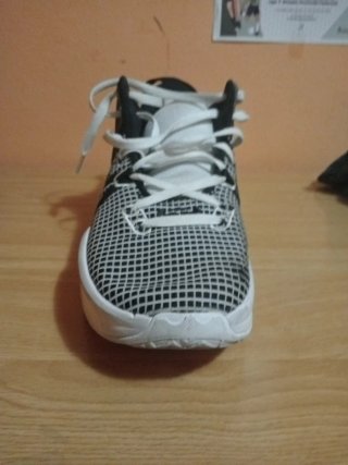 Nike LeBron Witness 7 Talla 45.5