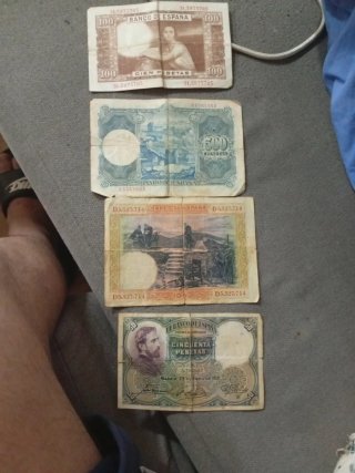 Billetes antiguos España 100, 500 pesetas