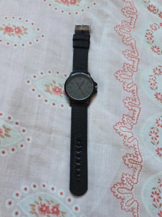 Reloj Azoza Negro Correa Tela