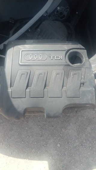 Tapa motor Audi A1 1.4 TDI 2013
