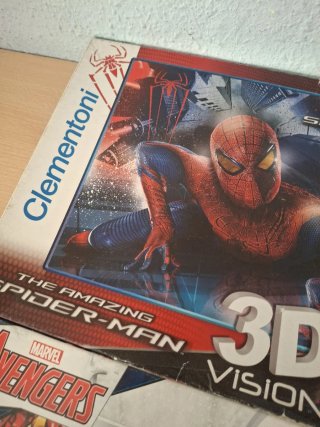 Lote 2 Puzzles Clementoni Avengers y Spiderman