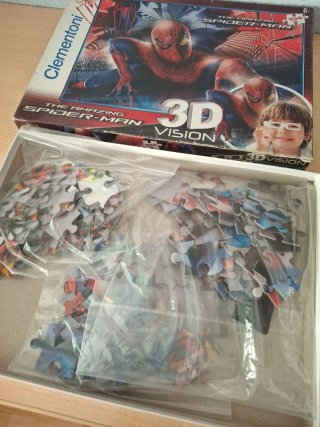 Lote 2 Puzzles Clementoni Avengers y Spiderman