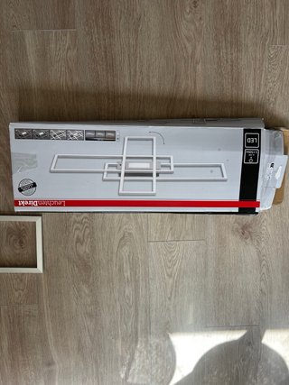 Lámpara LED regulable con mando