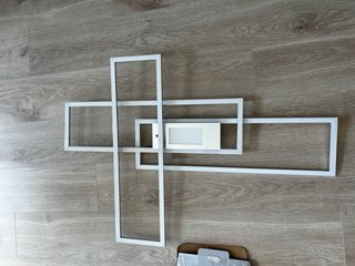 Lámpara LED regulable con mando