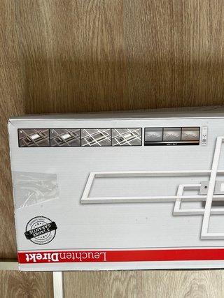 Lámpara LED regulable con mando