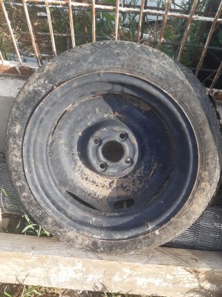 Llanta de repuesto 14" 4x100 golf mk3