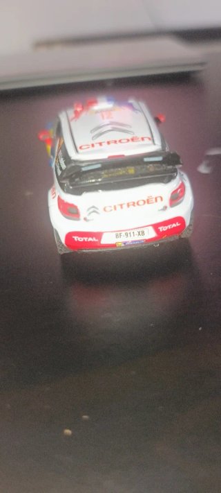 Coche de Scalextric Citroën DS3 WRC