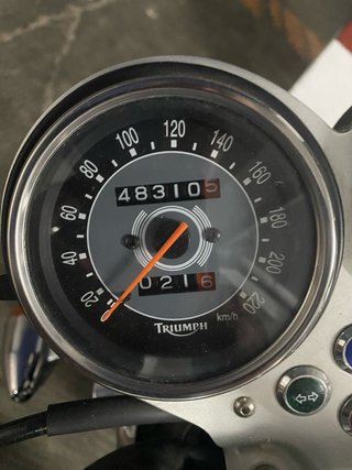 Triumph Bonneville 2006 Negra