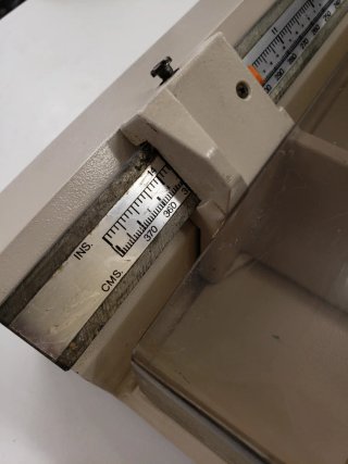 Guillotina de encuadernación Gestetner