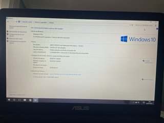 Portátil Asus X501U
