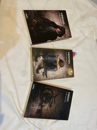 Trilogía de libros