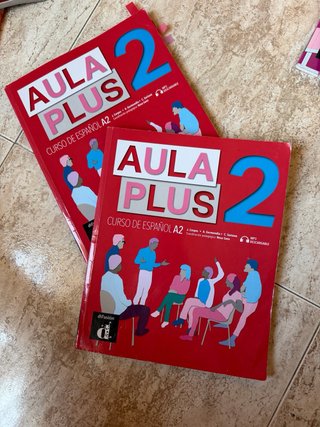 Libros de español Aula Plus — A1–B2.1