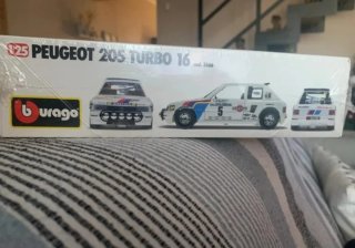 Burago Peugeot 205 Turbo 16 Cod. 5106