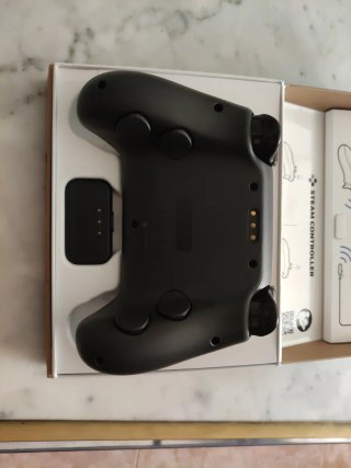 Mando Steam Controller