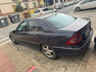 Mercedes-Benz c220 2001