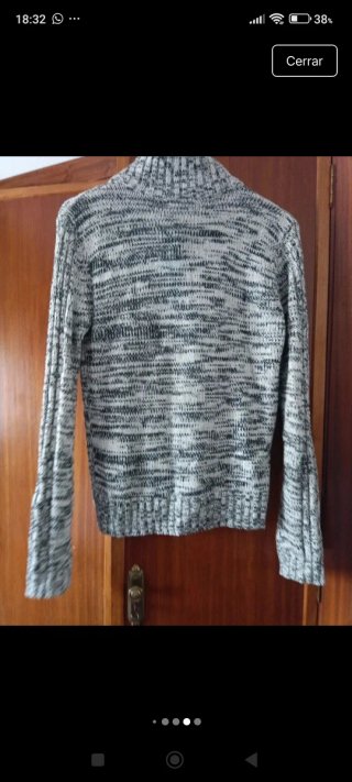 Jersey gris y negro