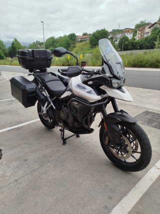Triumph Tiger 900 GT